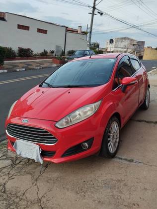 FORD FIESTA 1.6 TITANIUM HATCH 16V FLEX 4P POWERSHIFT FORD FIESTA 1.6 TITANIUM HATCH 16V FLEX 4P POWERSHIFT